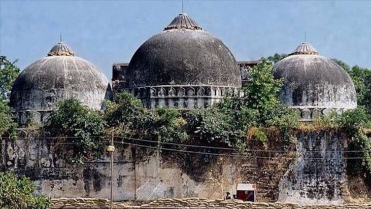 Babri Camii, Hindu milliyetçiler tarafından yıkıldı. Fotoğraf: AA